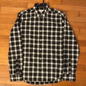 American Eagle Classic Fit Button Down Flannel Shirt Medium
